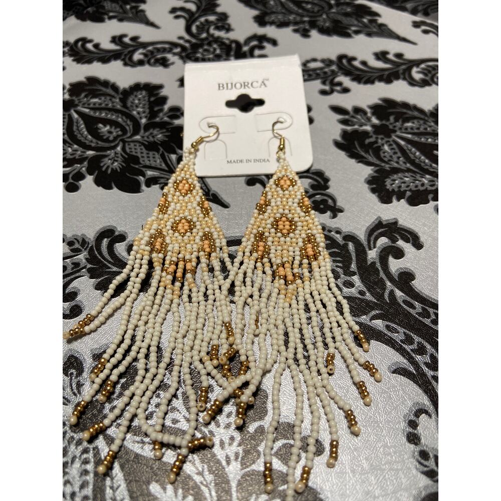 Bijorca fringe seabead earrings